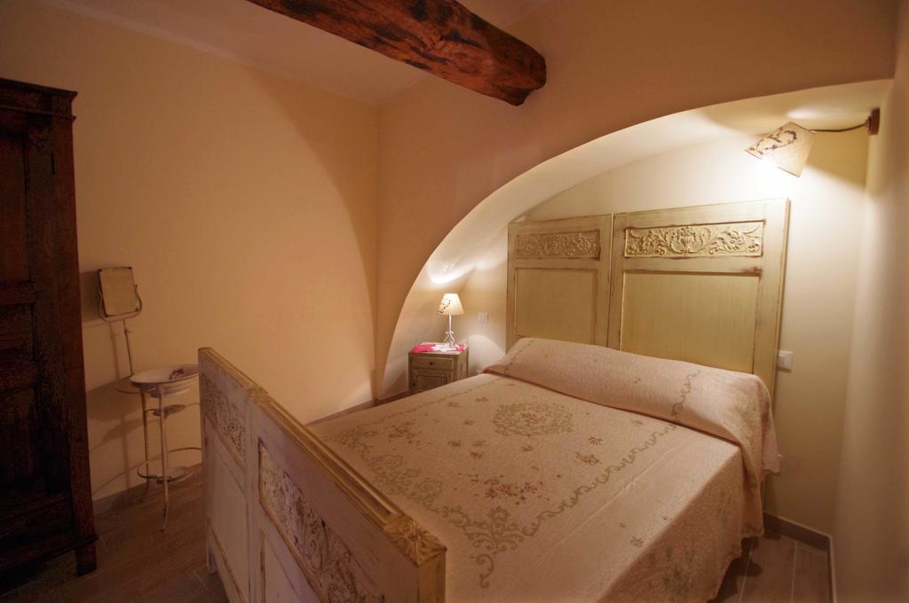 Il Mulino Del Castello Apartment Garlenda Ruang foto