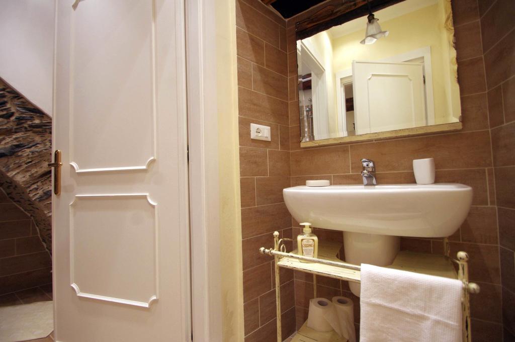 Il Mulino Del Castello Apartment Garlenda Bagian luar foto