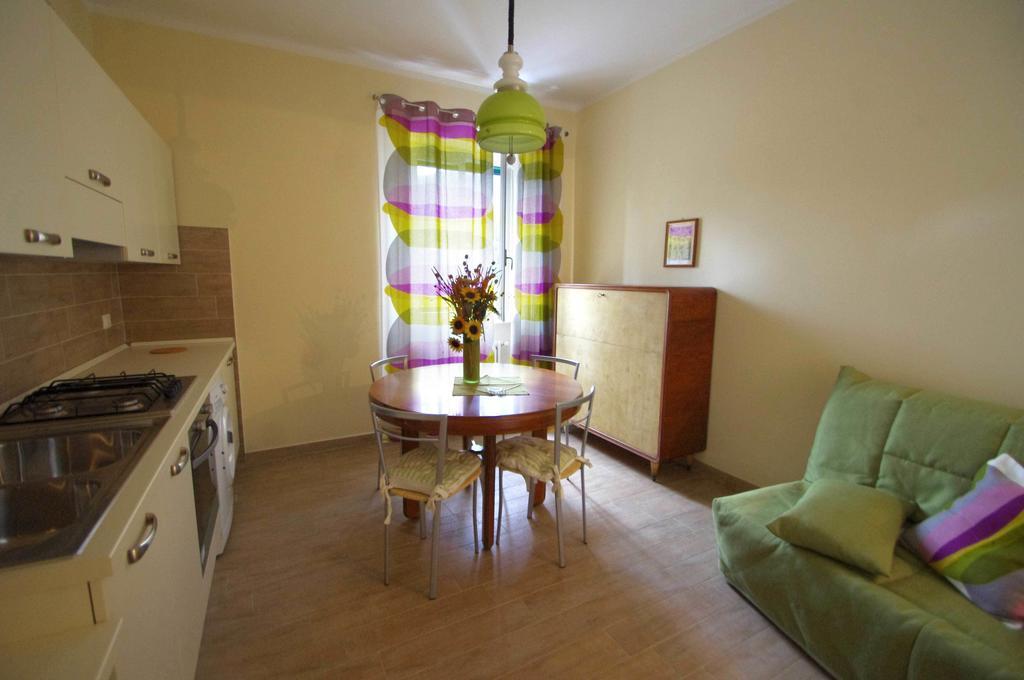 Il Mulino Del Castello Apartment Garlenda Bagian luar foto